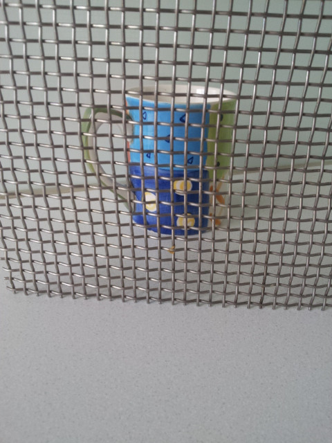 4.85mm 4 Mesh Stainless Steel, Woven Wire (1.6mm) is designed for decoration and fabrication.