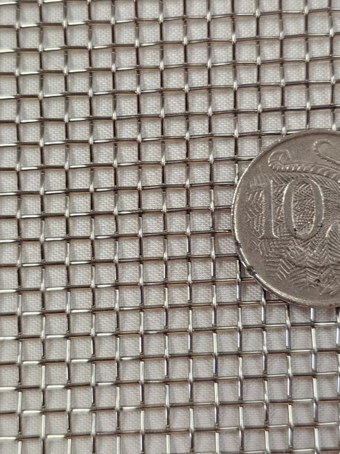 2.61mm, 8 Mesh Stainless Steel, Woven Wire (0.56 mm) is designed for architectural screening, ventilation panels, decorative infill, security screening.