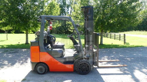 $12,500 2020 Toyota LP Forklift 5020 lbs. 3233 Hours Side Shift & New Tires