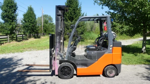 $12,500 2020 Toyota LP Forklift 5020 lbs. 3233 Hours Side Shift & New Tires