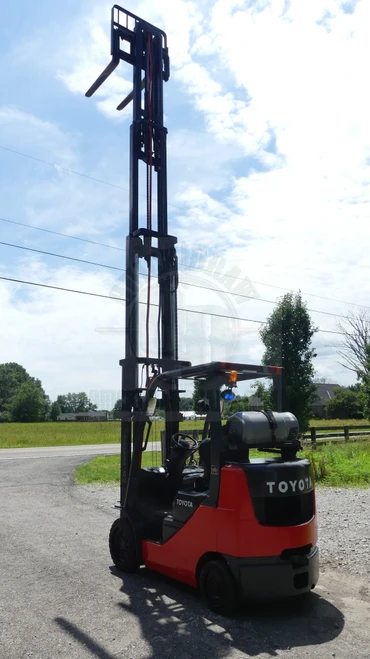 $12,500 Toyota 4 Stage Propane Forklift 1,425 Hours w/ Side Shift