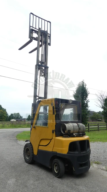 $6,500 Enclosed Hyster Propane Forklift 4650 Lb. Capacity w/ Solid Pneumatic Tires & Side Shift