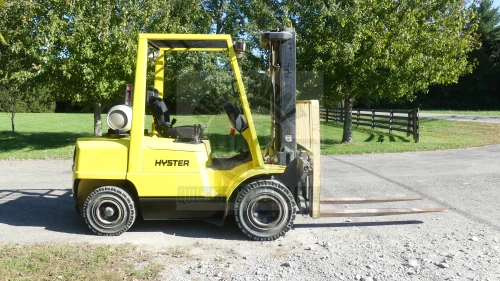 $7900 Hyster Dually 6550 Lb Capacity Propane Forklift w/ Side Shift