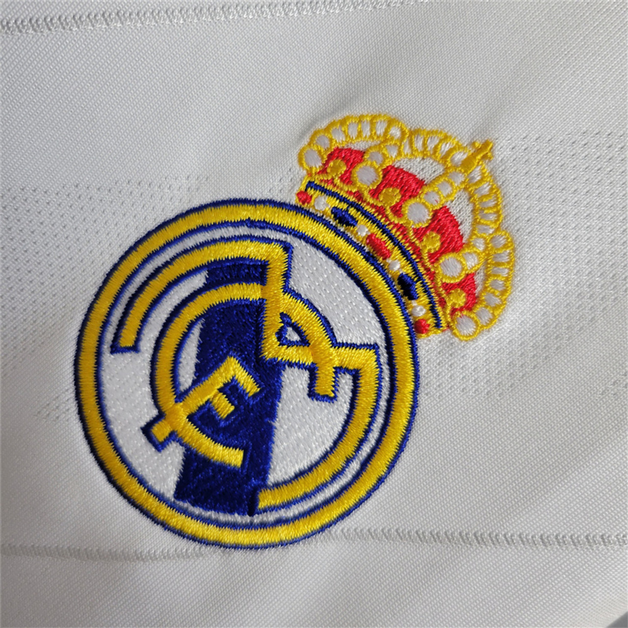 Real Madrid Home 17/18 Long Sleeve Jersey