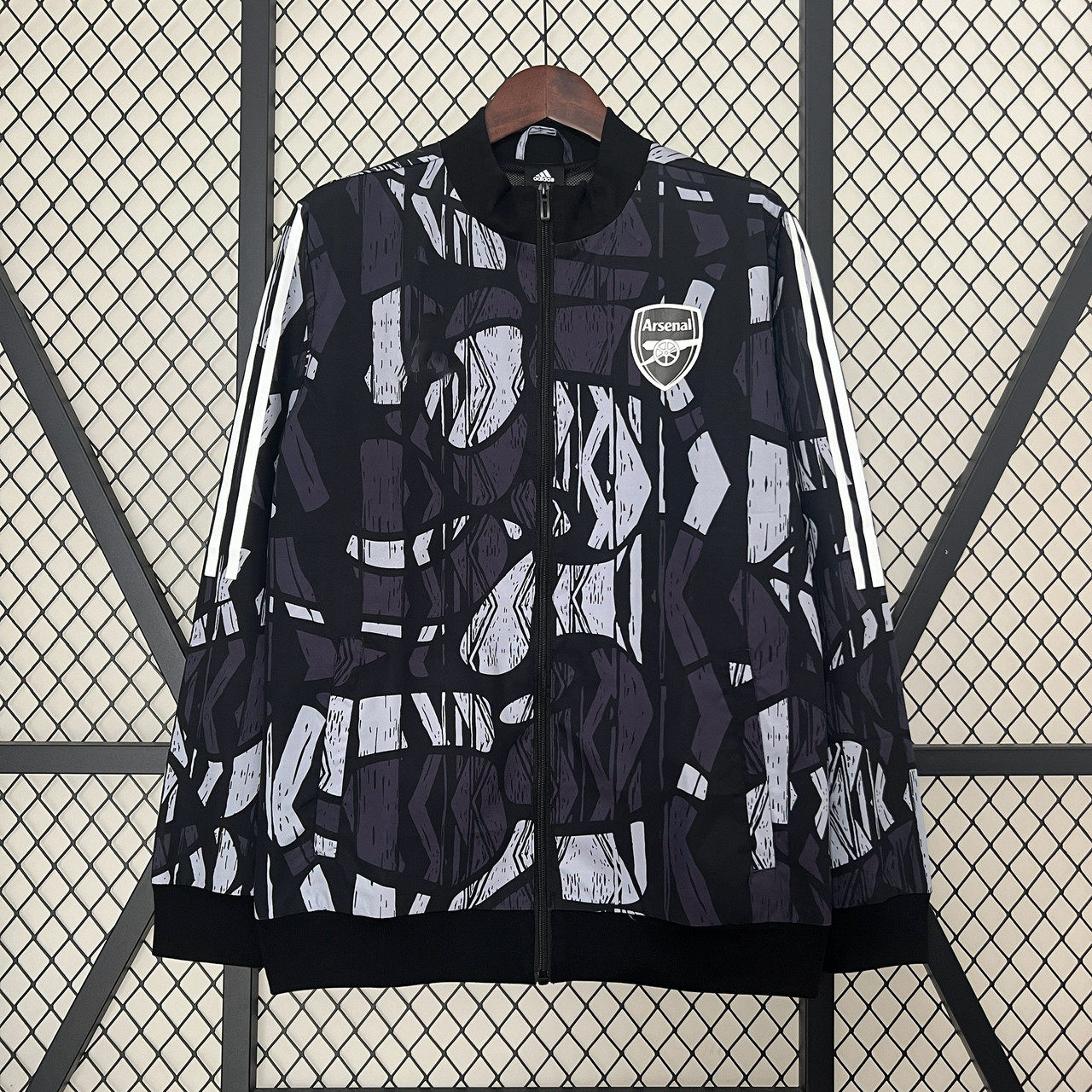 ArsenaI Windbreaker II