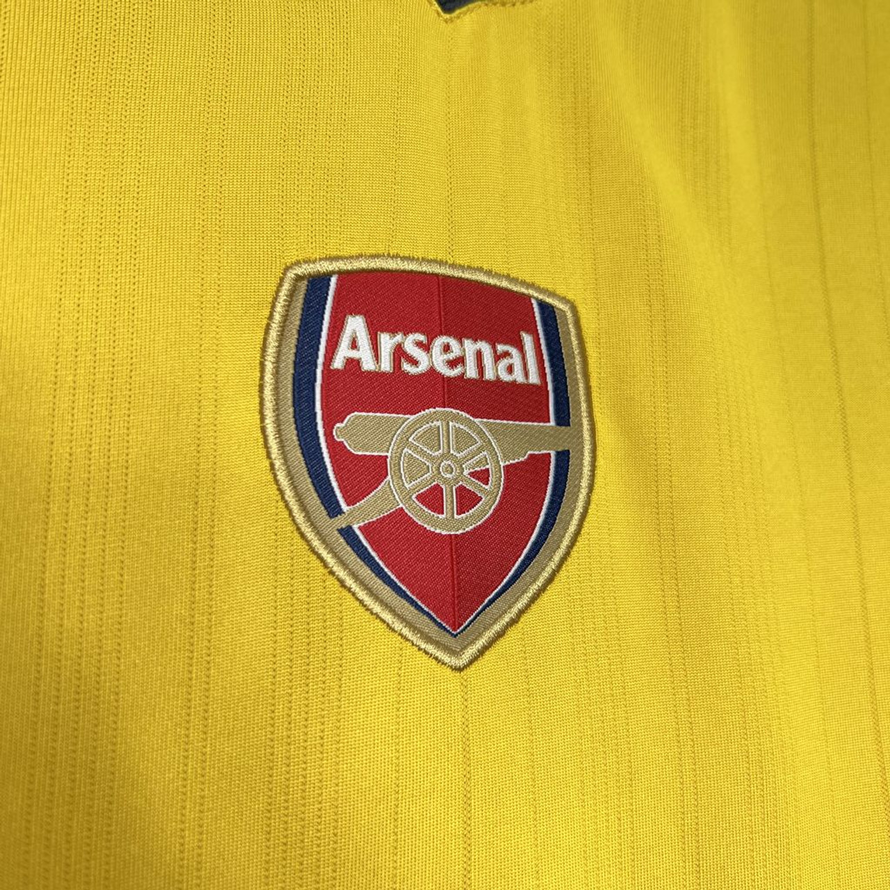 ArsenaI 2005/06 Away Retro