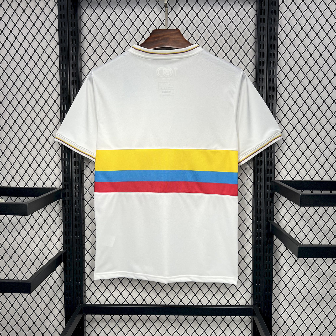 Colombia 100 Years White