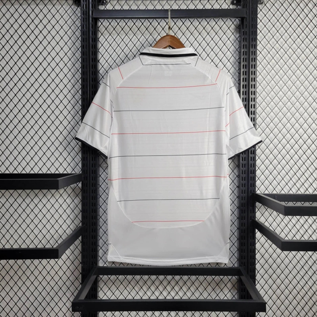 Manchester United 2004/06 Away Retro