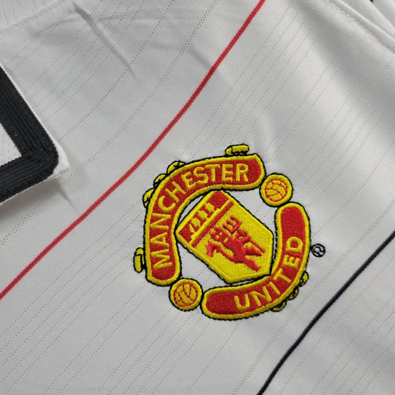 Manchester United 2004/06 Away Retro