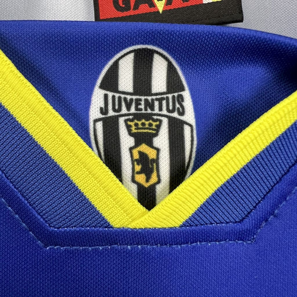 Juventus 1996/97 Away Retro