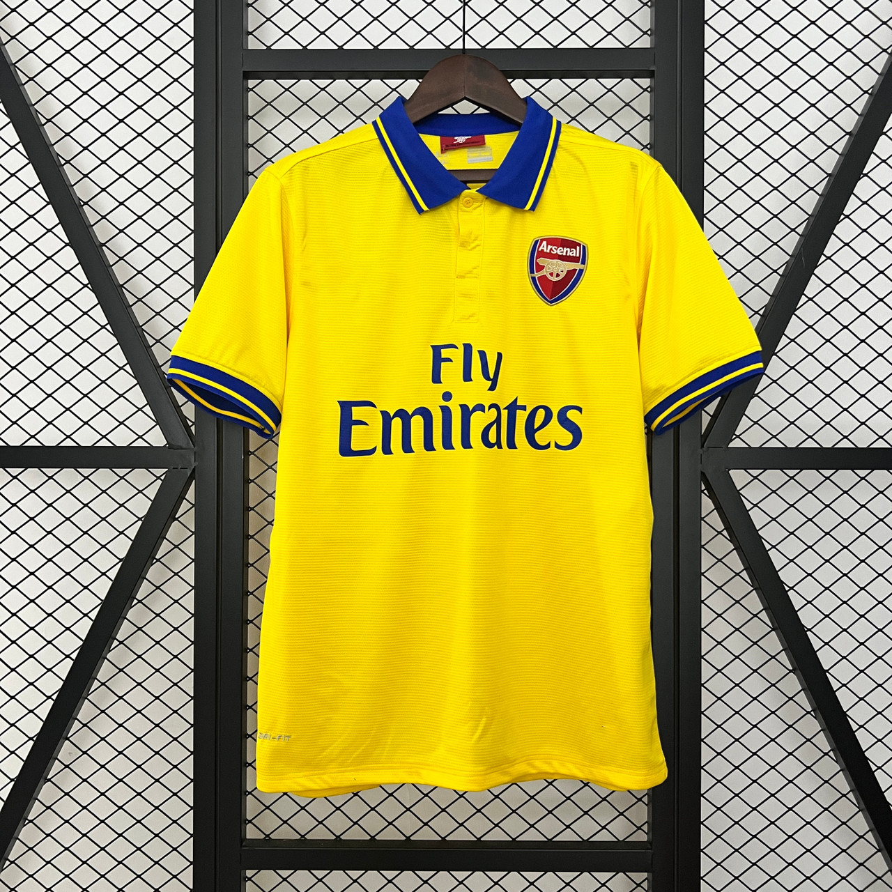 ArsenaI  2013/14 Away Retro