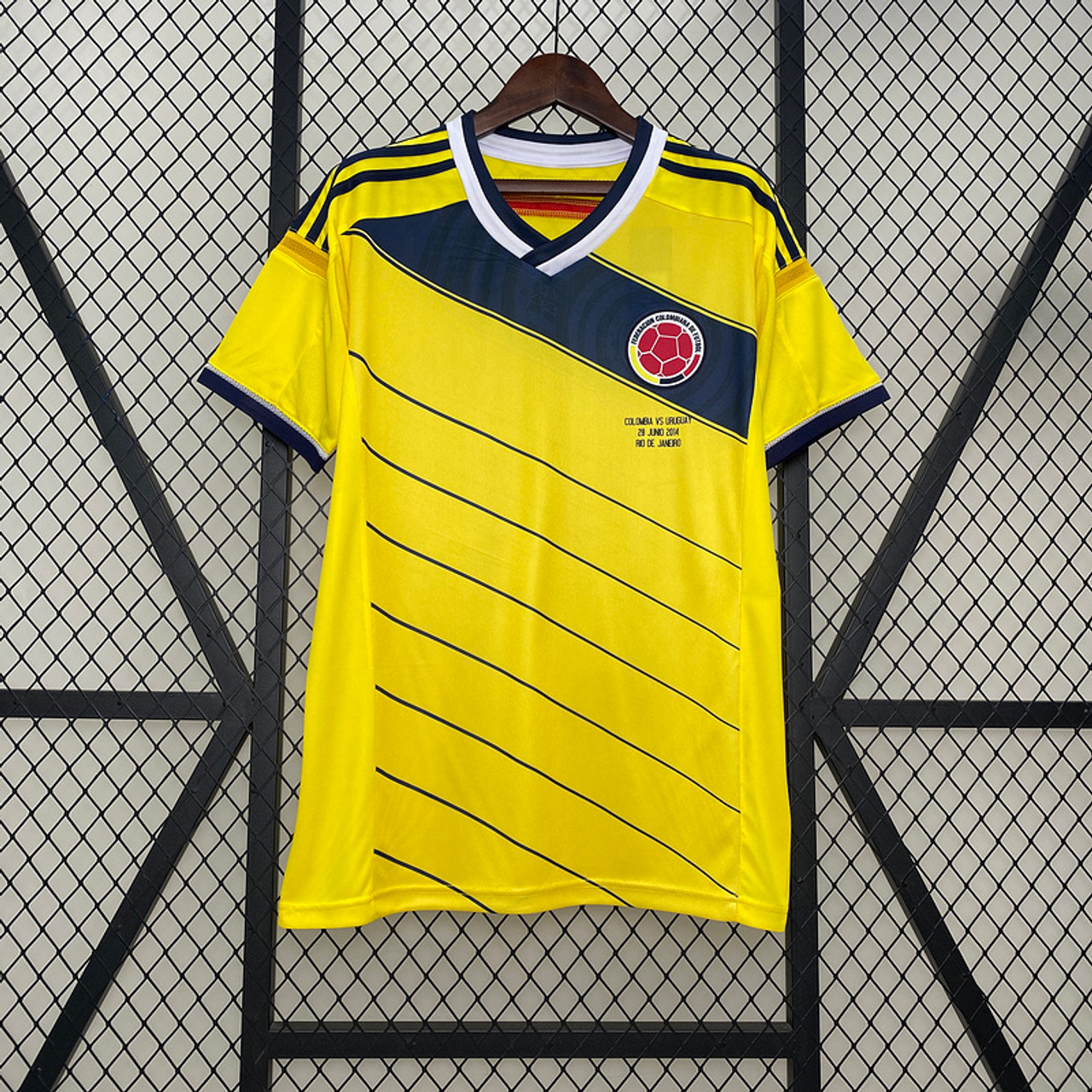Colombia 2014 Home Retro