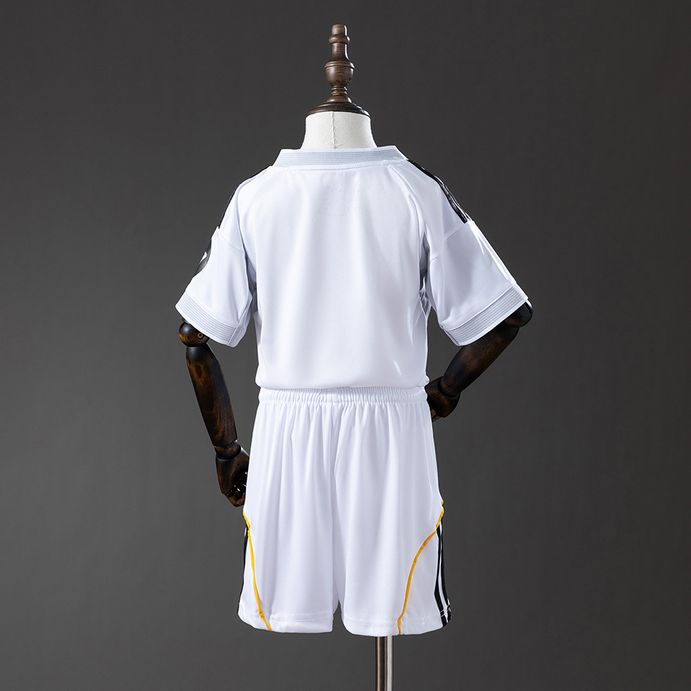 Kids Real Madrid Home 2025/26 Jersey