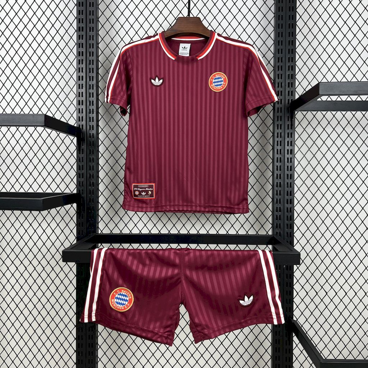 Kids Bayern Munich 2025/26 Terrace Icons