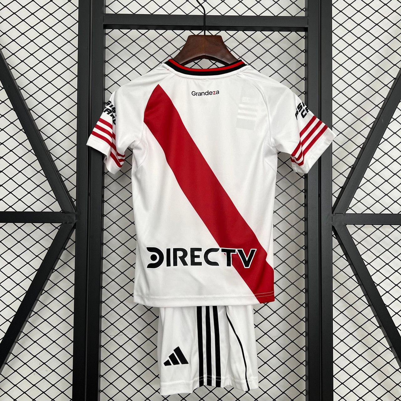 Kids River Plate 2025/26 Home