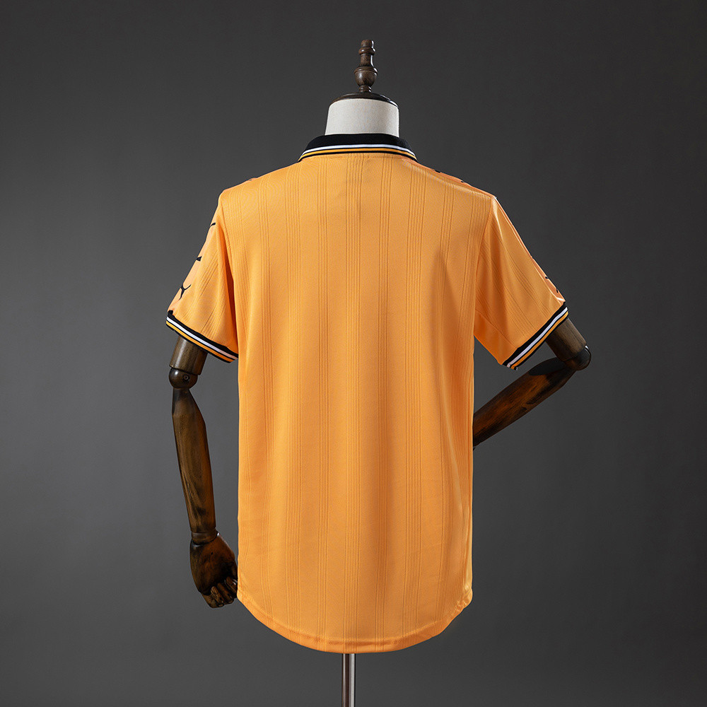 Retro Wolves 98/99 Home