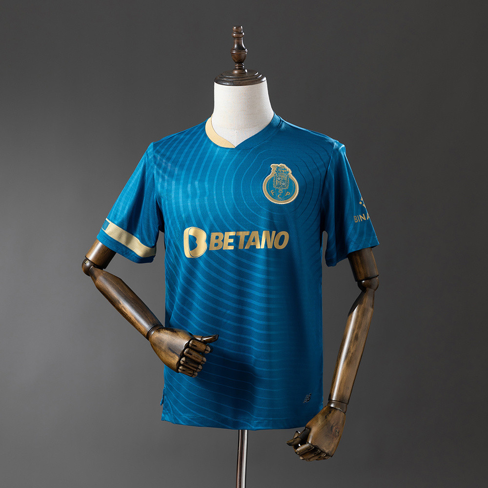 Retro Porto 22/23 Third