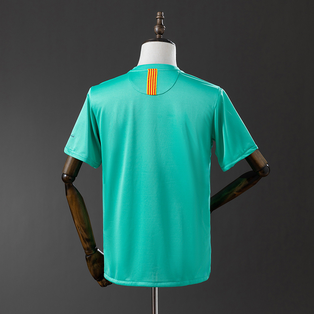 Retro Barcelona 10/11 Away