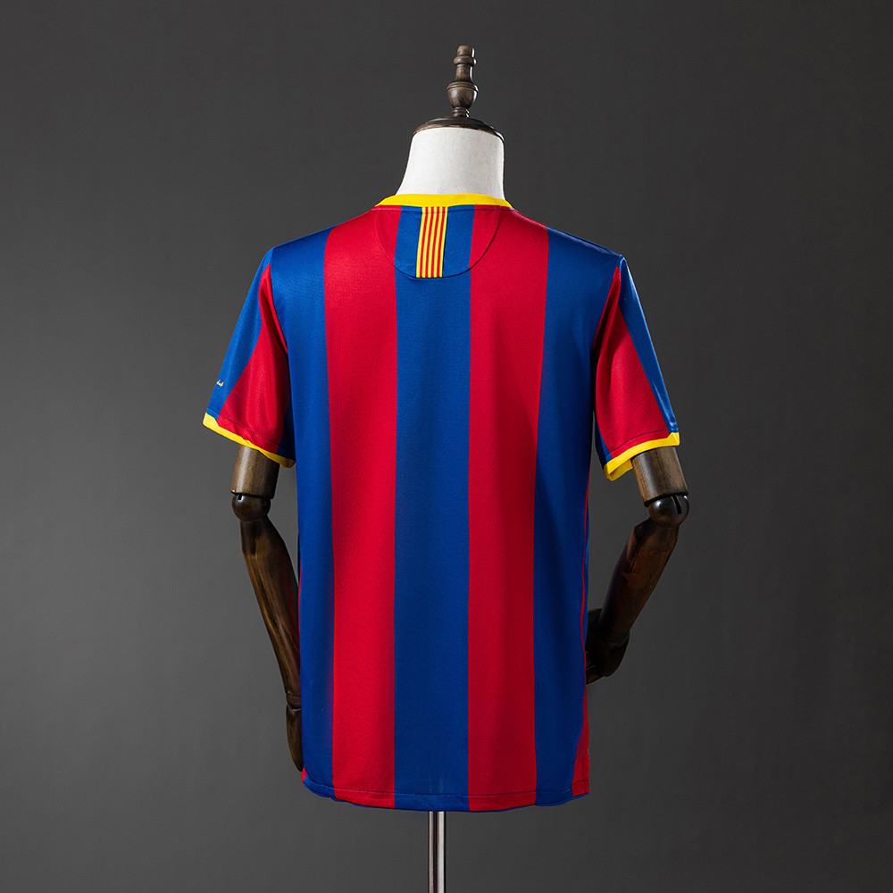 Retro Barcelona 10/11 home