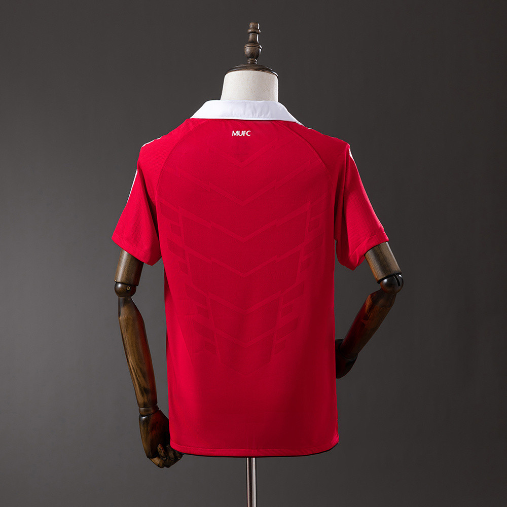 Retro Manchester United 10/11 Home