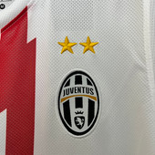 Juventus 2010/11 Away Retro