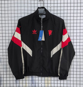 Manchester United 2025/26 Windbreaker Black/Red