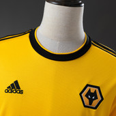 Retro Wolves 18/19 Home
