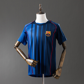 Retro Barcelona 04/05 Away
