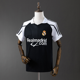 Retro Real Madrid 01/02 Away