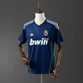 Retro Real Madrid 10/11 Away