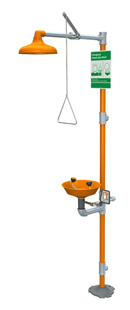 Safety Station with Eyewash and Plastic Bowl