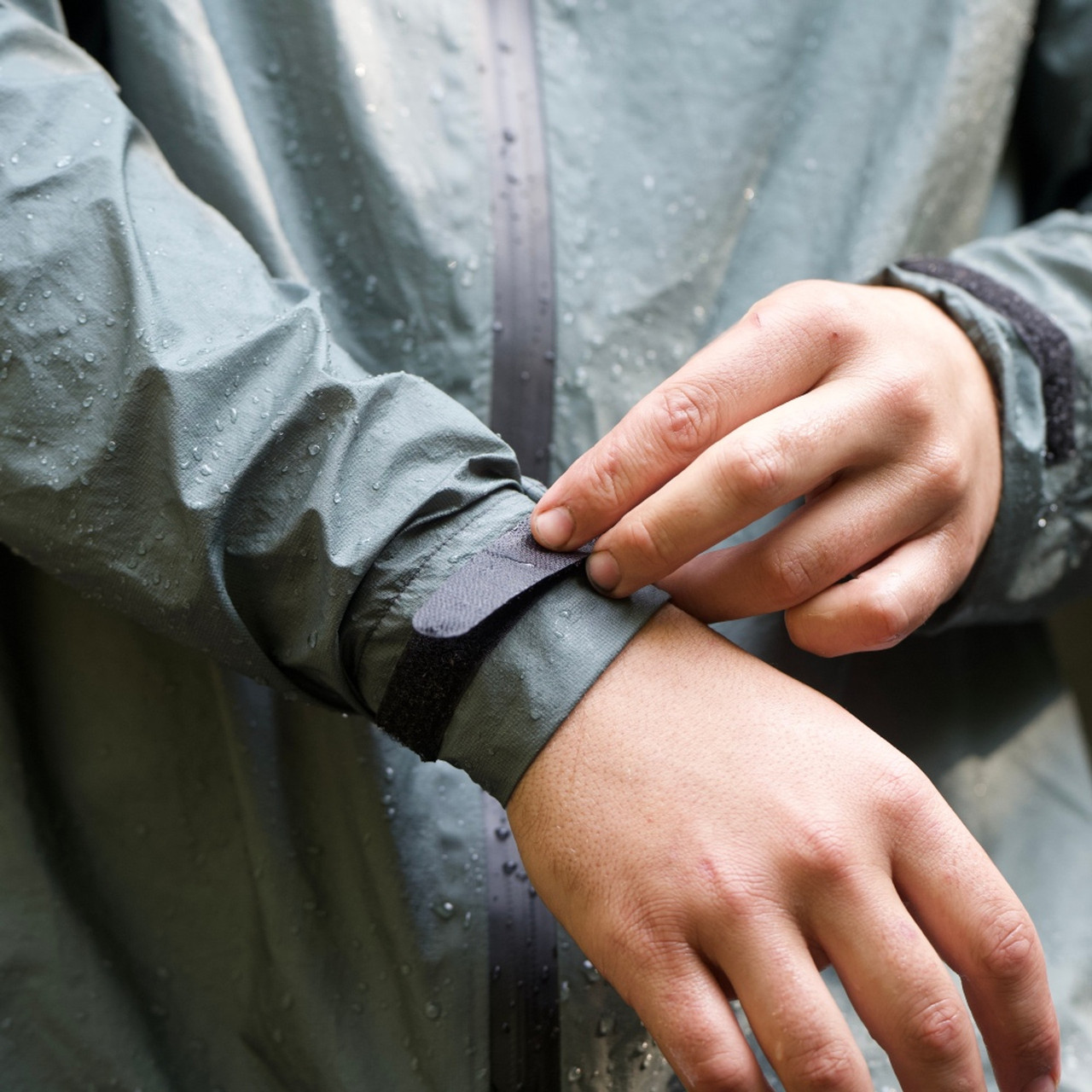 patagonia - ENLIGHTENED EQUIPMENT Visp Rain Jacket 黒 Visp Rain Jacket - Enlightened Equipment