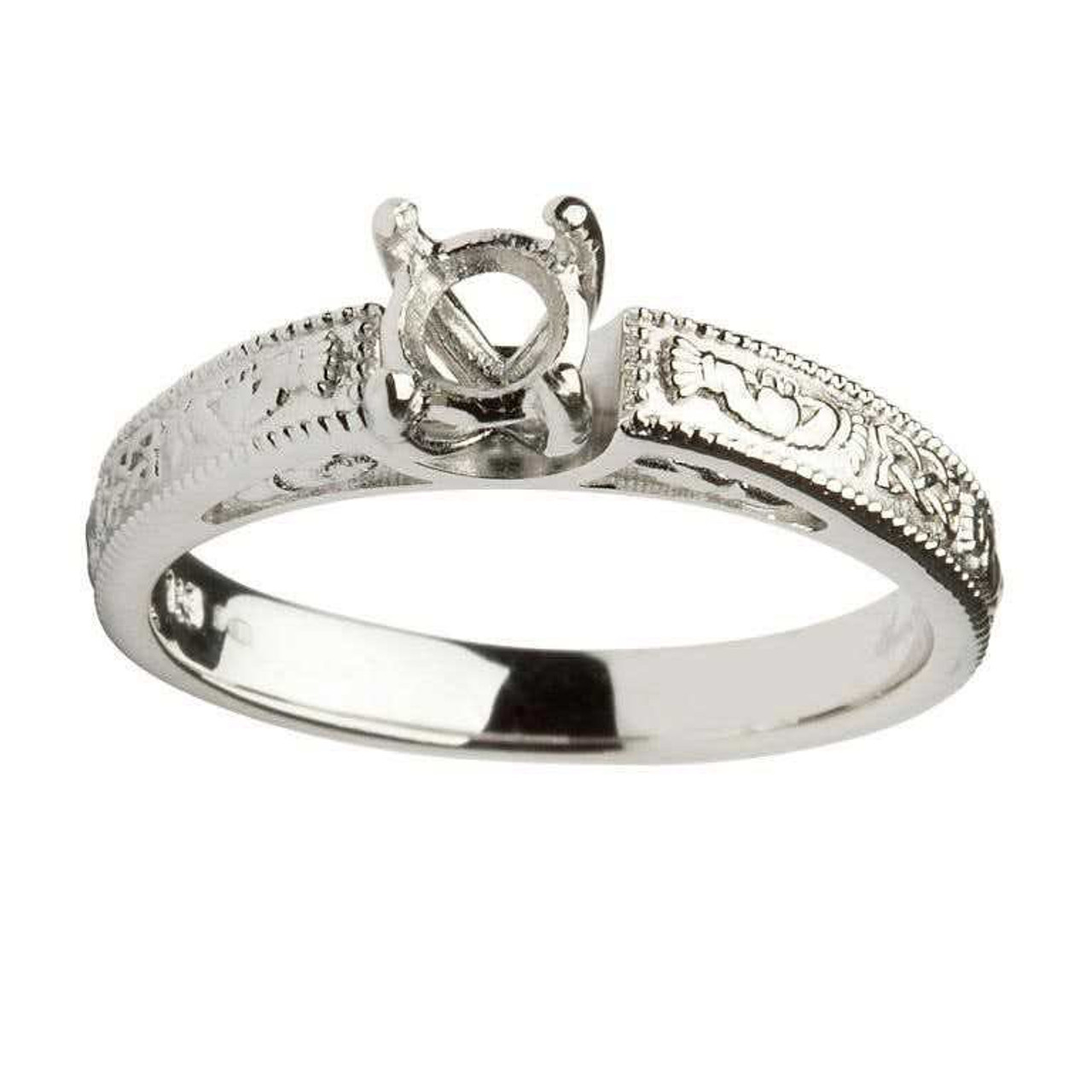 Women's 14 Karat White Gold Round Cut Solitaire Diamond Claddagh