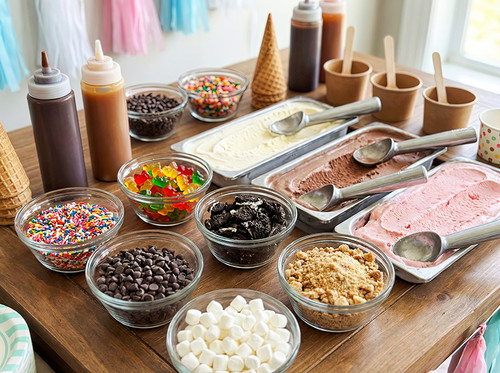 Ice cream bar with multiple flavors