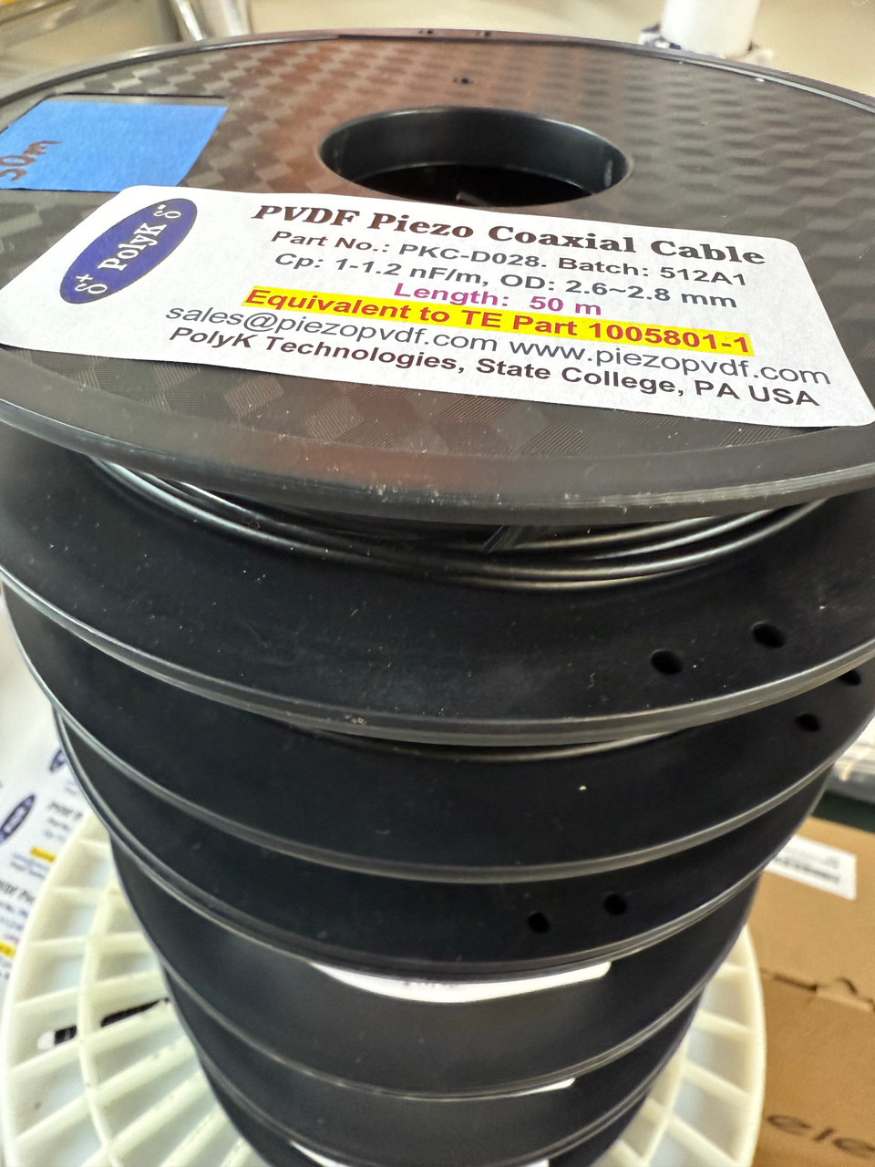 In Stock Piezoelectric PVDF Coaxial Cable for Security & Sleeping Monitor, Smart Piezo Fiber Fabric Cloth TE 1005801-1