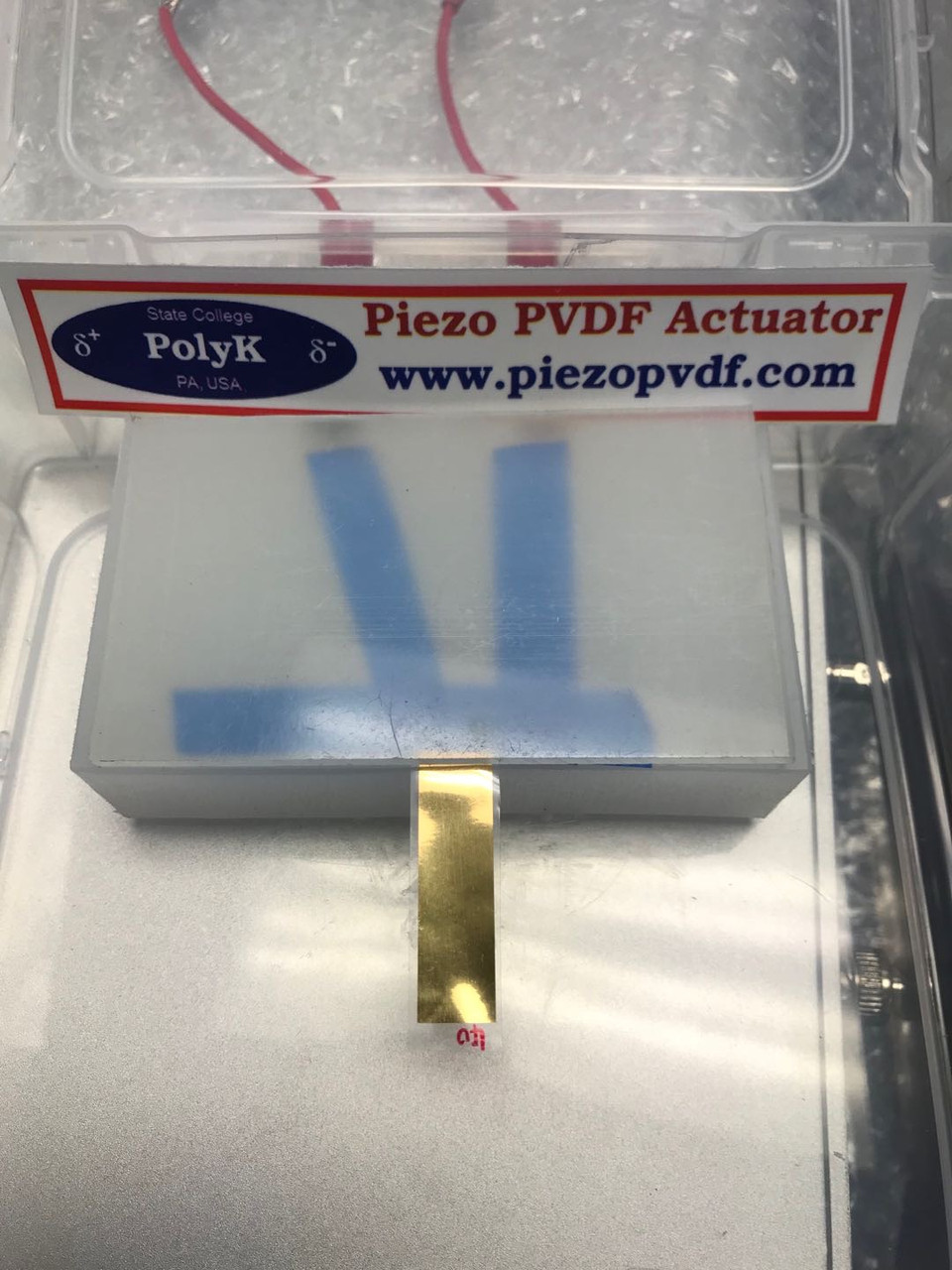 Electroactive Polymer EAP Actuator: PVDF piezoelectric film, tip displacement > 20 mm