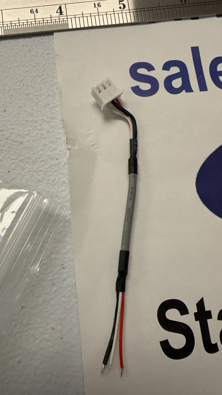 Piezo Sensor Signal Acquisition and Bluetooth Transmission