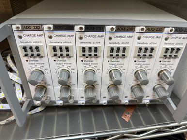 Six-Channel Charge Amplifier for Piezo and Pyro Sensors : LPF and HPF