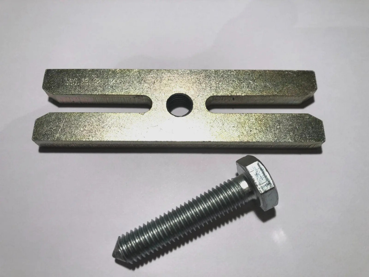 525 EXC 2007 KTM Universal Clutch and Flywheel Puller