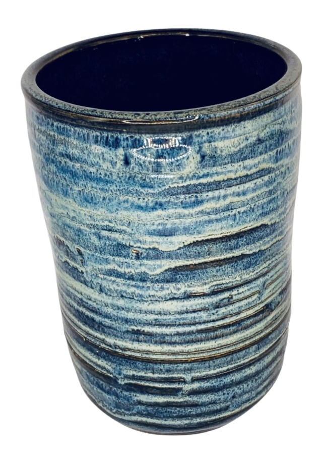 blue-striped-vase.png
