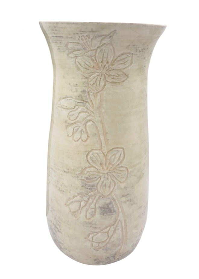cream-flower-vase.png