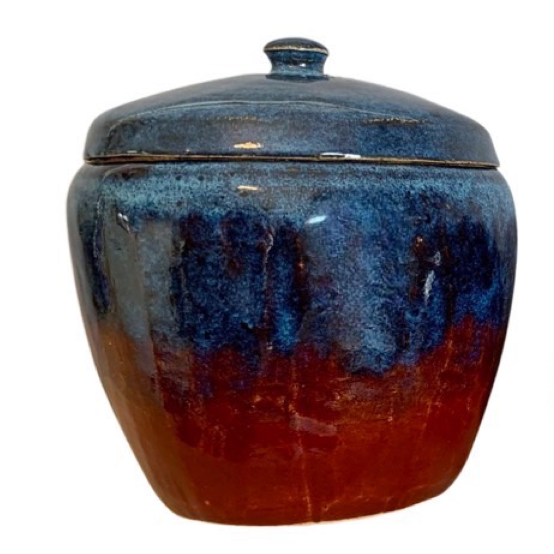 large-lidded-container.png