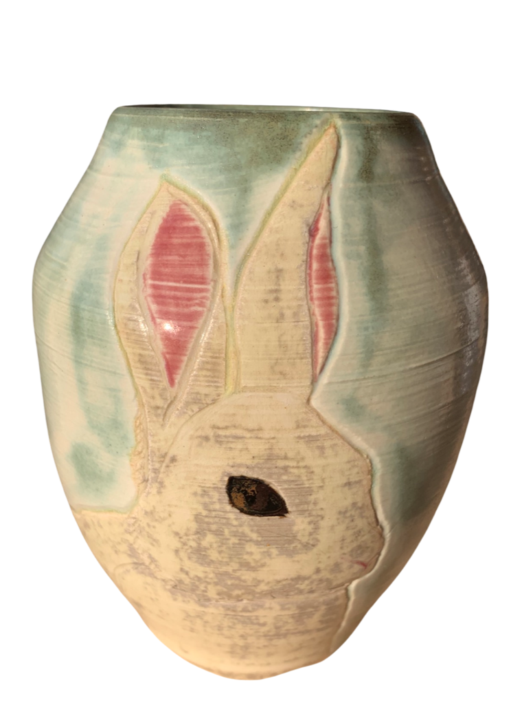 white-rabbit-vase.png