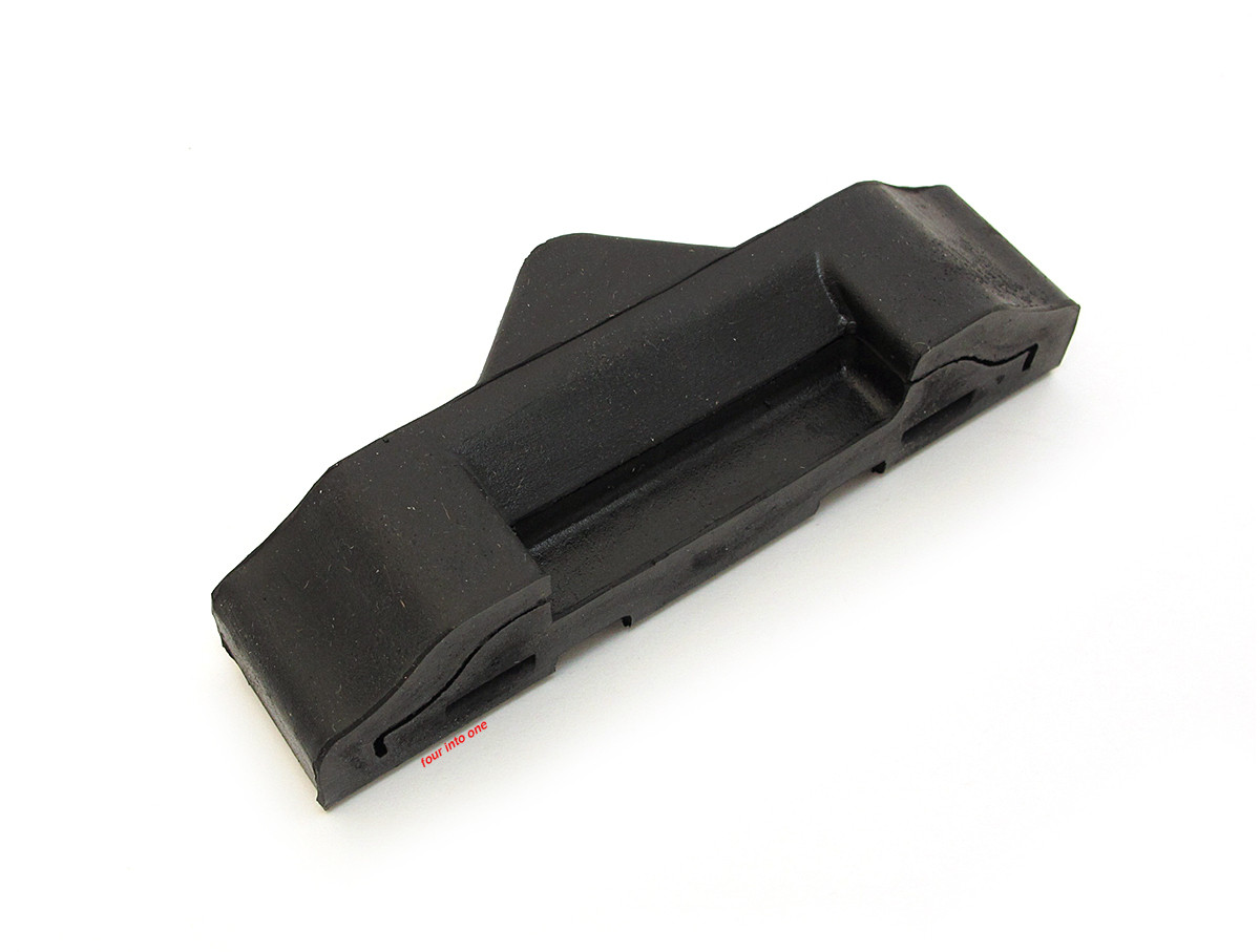 Gas Tank Rear Rubber Holder - 17613-292-000 - Honda CB450 CL450 CB750K