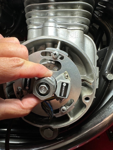 ei-sohc-electronic-ignition-installation-instructions-cb500-cb550-cb750-photo2.jpg