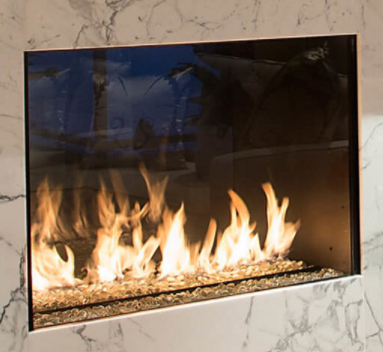 Montigo Exemplar Indooroutdoor See Through Gas Fireplace