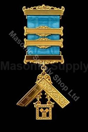 Four Bar Masonic Past Masters Jewel