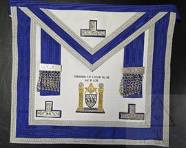 Cornwallis Apron