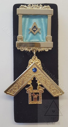 Past Masters jewel  with Pillars