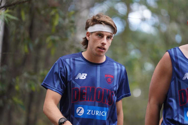 Melbourne Demons NB 26 Player Training Tee